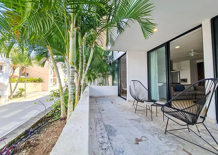 Luxury 1br Retreat In Area